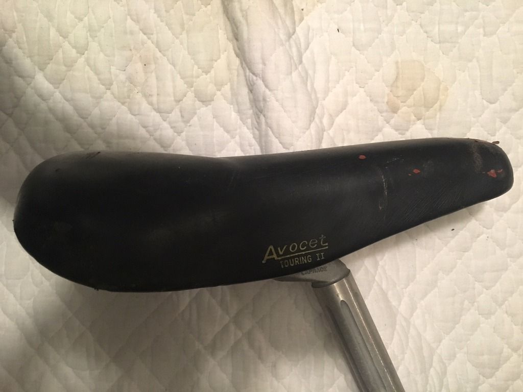 Avocet Touring v Touring II saddle - Bike Forums Avocet Touring v Touring II saddle - Bike Forums